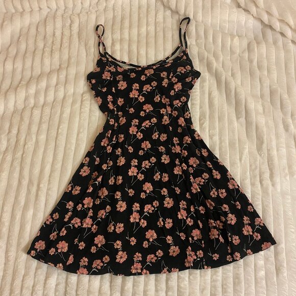 🌸 Vintage Forever 21 Black and Cherry Blossom Printed Slinky Circle Mini Dress - Picture 1 of 4